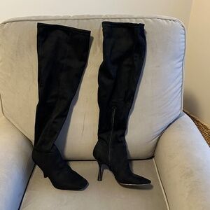SEXY thigh high black suede boots. Size 7M